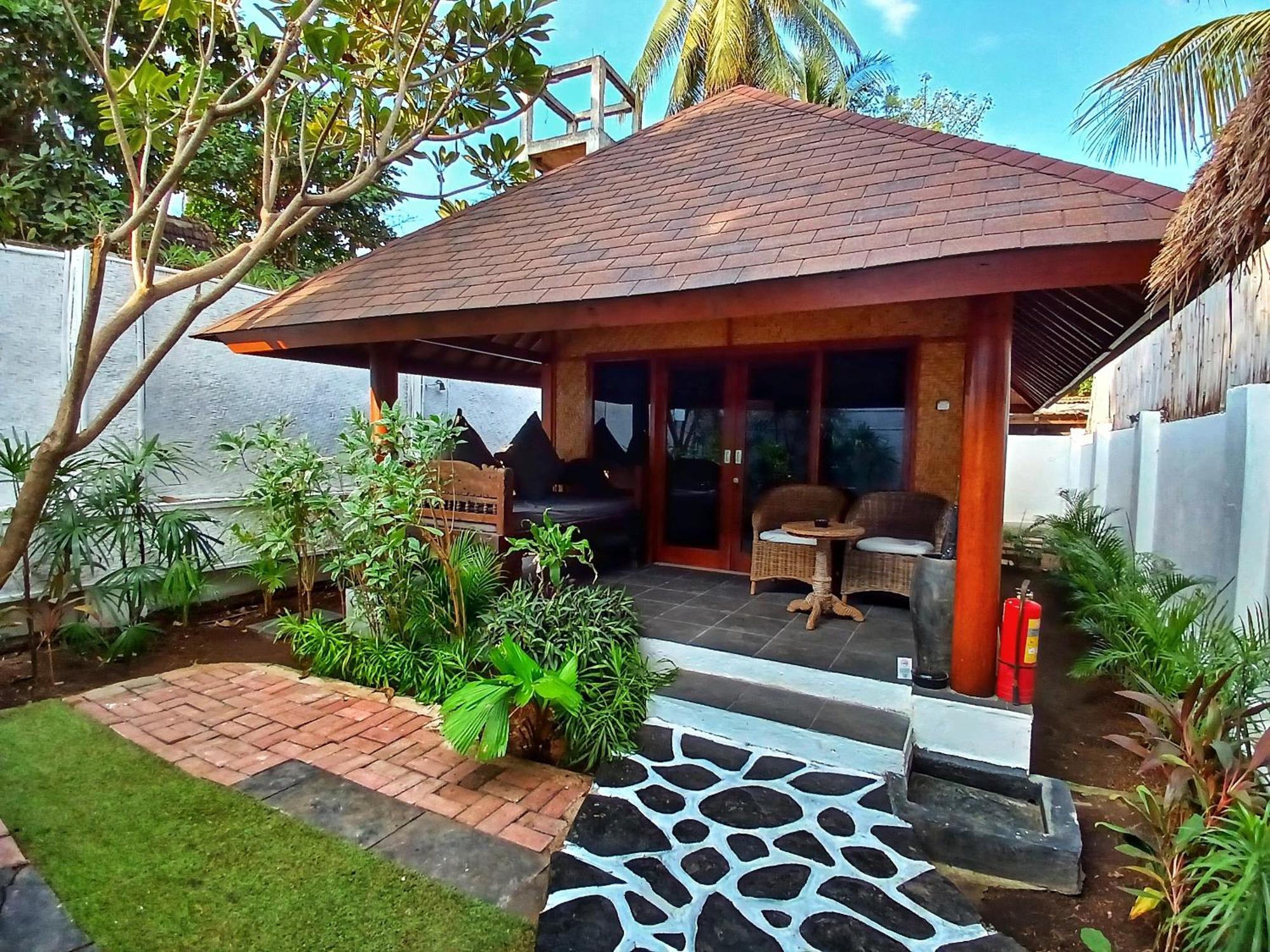 Scallywags Beach Club Gili Air Exterior foto